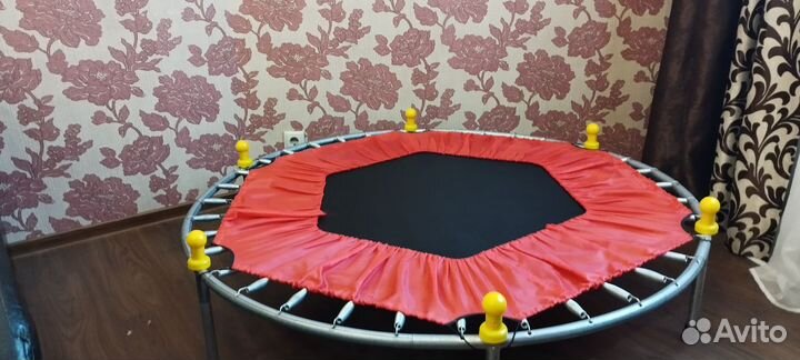 Детский батут с сеткой