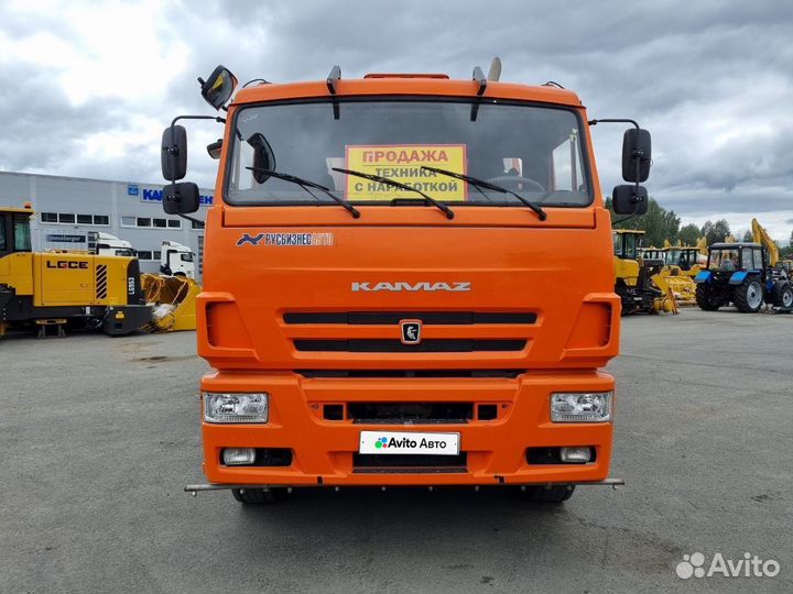 Ко-318Д на шасси Камаз-53605 (пылесос)