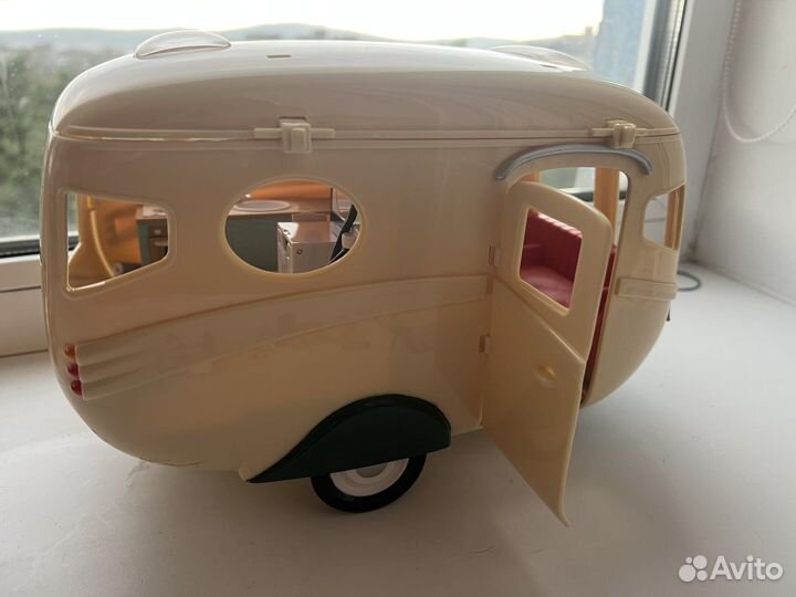 Автокэмпер Sylvanian families (дом на колесах)