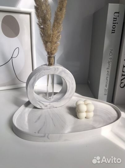 Ваза с колбой