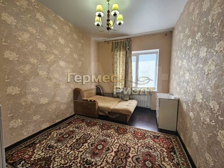 2-к. квартира, 71 м², 3/3 эт.