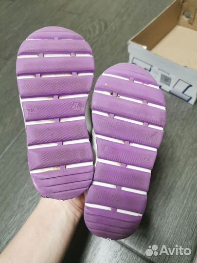 Кроссовки кожаные 26 размер