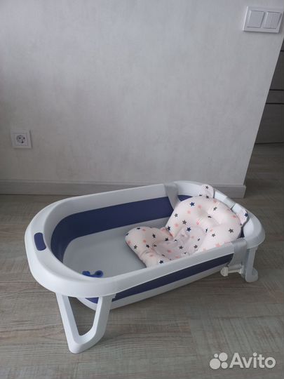 Ванночка для купания складная с матрасиком