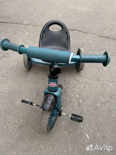Трехколесный велосипед