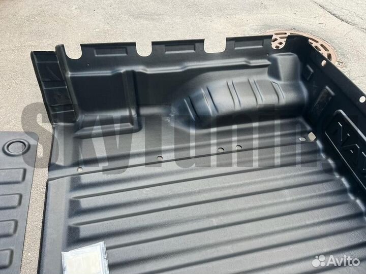 Вкладыш кузова Nissan Navara