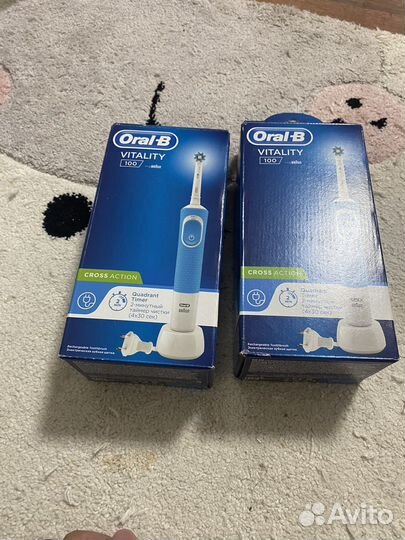 Зубная щетка oral b новая