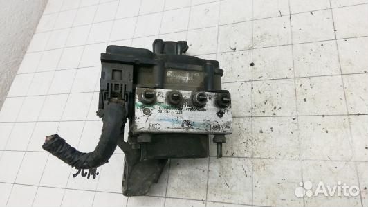 Блок ABS nissan note E11 (83Z22KW01)