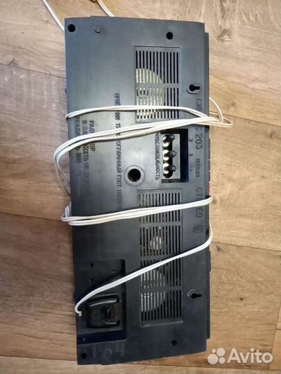 Радиоприемник трехпрограмный СССР два динамика