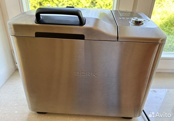 Хлебопечка bork x800 в идеальном состоянии