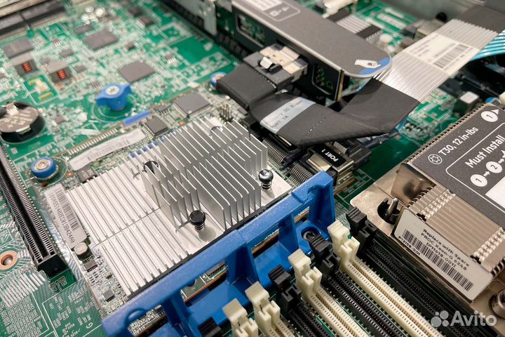 Сервер HP DL360 Gen10 10SFF 2x6230R 384GB