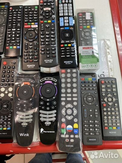 Пульты для телевизора много разные