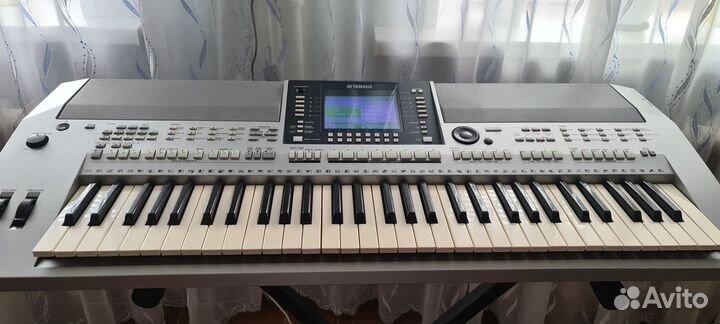 Синтезатор Yamaha psr-s710