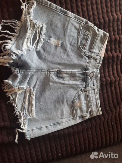 Джинсовые шорты