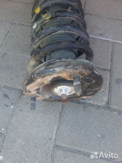 Передние стойки