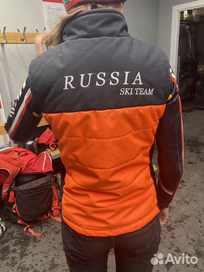 Жилетка женская теплая на 165 рост(на фото 172)