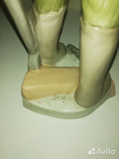 Статуэтка фарфор 1930