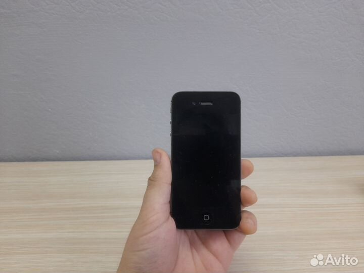 iPhone 4S, 8 ГБ