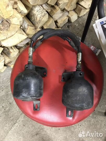 Гидроаккумулятор на Mercedes w123, 126