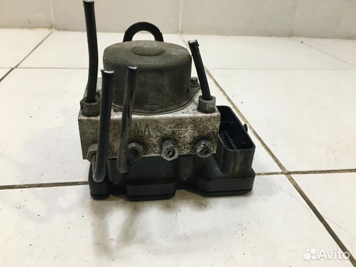 Блок ABS Volkswagen Polo Sedan 6C1