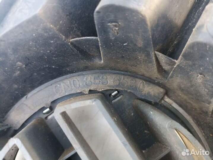 Решетка радиатора Volkswagen Polo 3