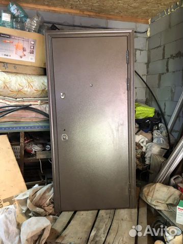 Дверь входная новая