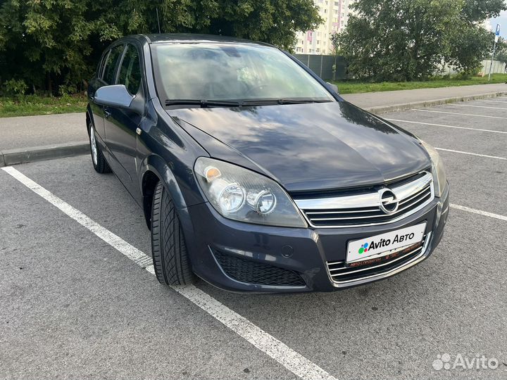 Opel Astra 1.8 AT, 2010, 275 700 км