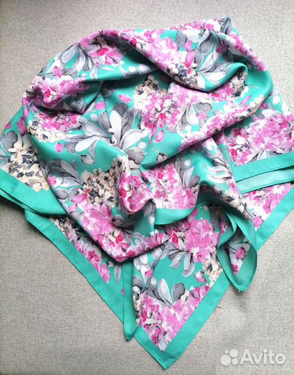 Платки шелковые женские новые