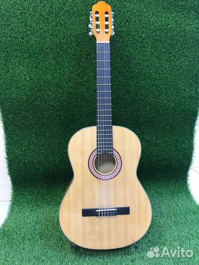 Классическая гитара Homage LC-3911-N 4/4