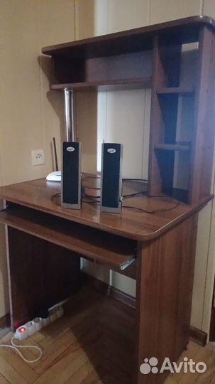 Компьютерный стол