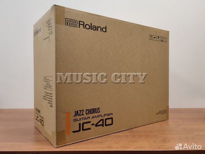 Roland JC-40 гитарный усилитель