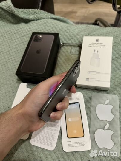 iPhone 11 Pro, 64 ГБ