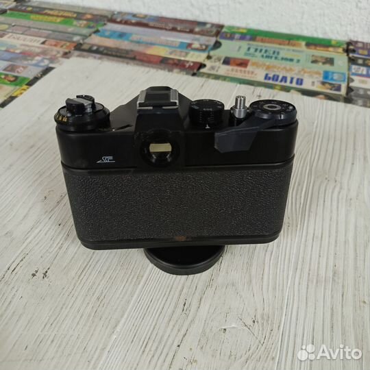 Пленочный фотоаппарат зенит