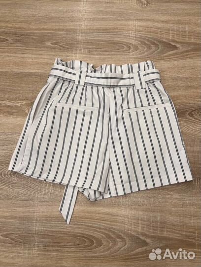 Шорты Zara