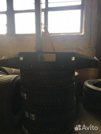 Передний бампер Тайота 70