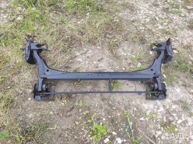 Балка подвески задняя Audi A4 B5