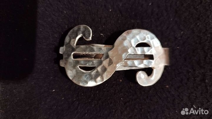 Знак доллара. Серебро