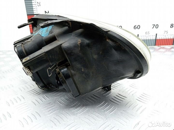 Фара передняя для Volkswagen Golf 4 1J1941017F