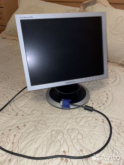 Монитор Samsung syncmaster 540n