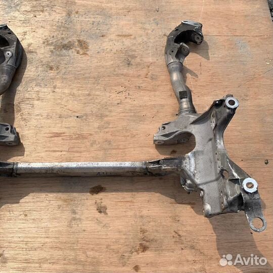 Подрамник Ауди А4 А5 8T0399315H