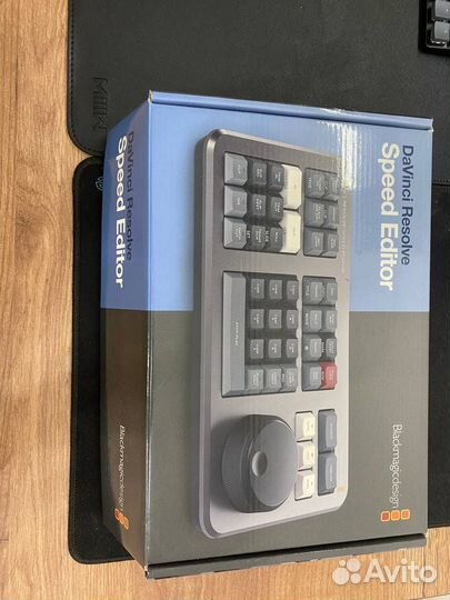 DaVinci Resolve Speed Editor