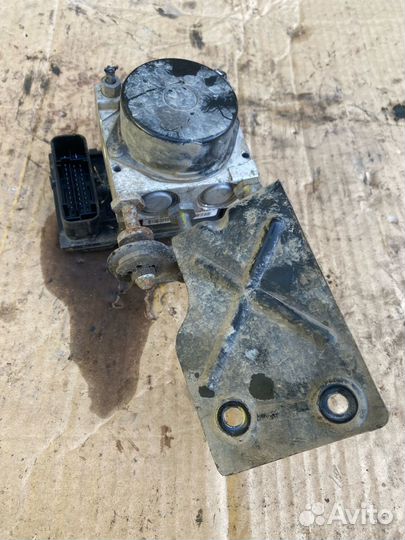 Блок ABS Skoda Fabia 2 1.4 CGG