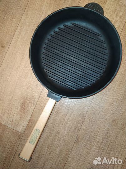 Сковорода чугунная гриль