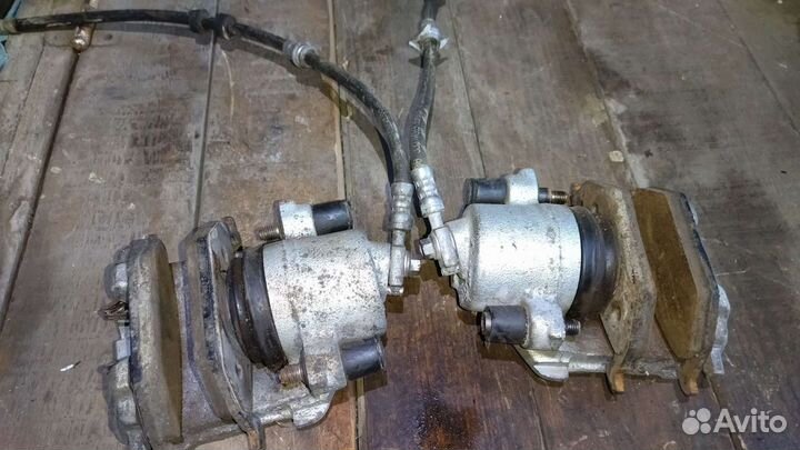 Супорта передние WV polo 2007