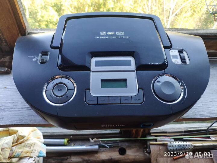 Магнитофон philips. Не рабочий