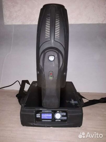 Вращающаяся голова Color Spot 1200 AT