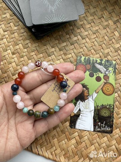 Индивидуальный браслет из натуральных камней