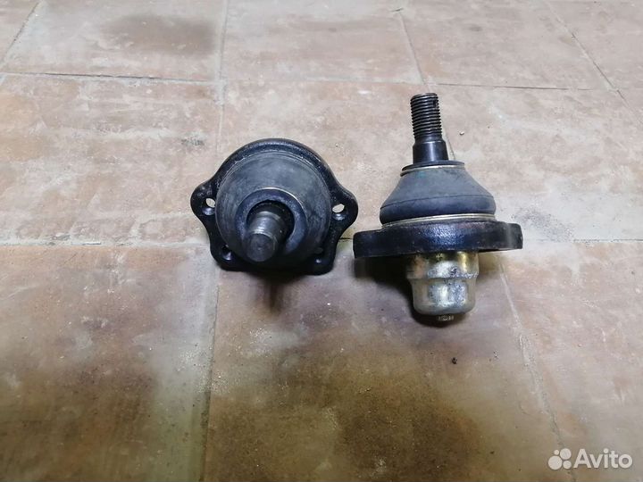 Шаровая опора верхняя ниссан кабстар