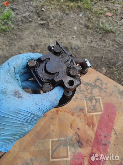 Насос гидроусилителя hyundai lantra 1