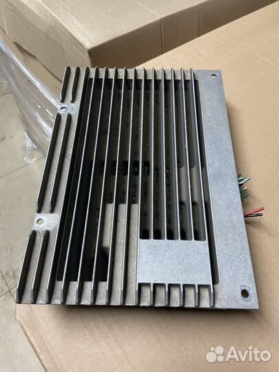 Усилитель звука Land Rover Discovery 3