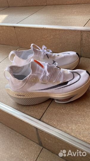 Кроссовки nike zoomx